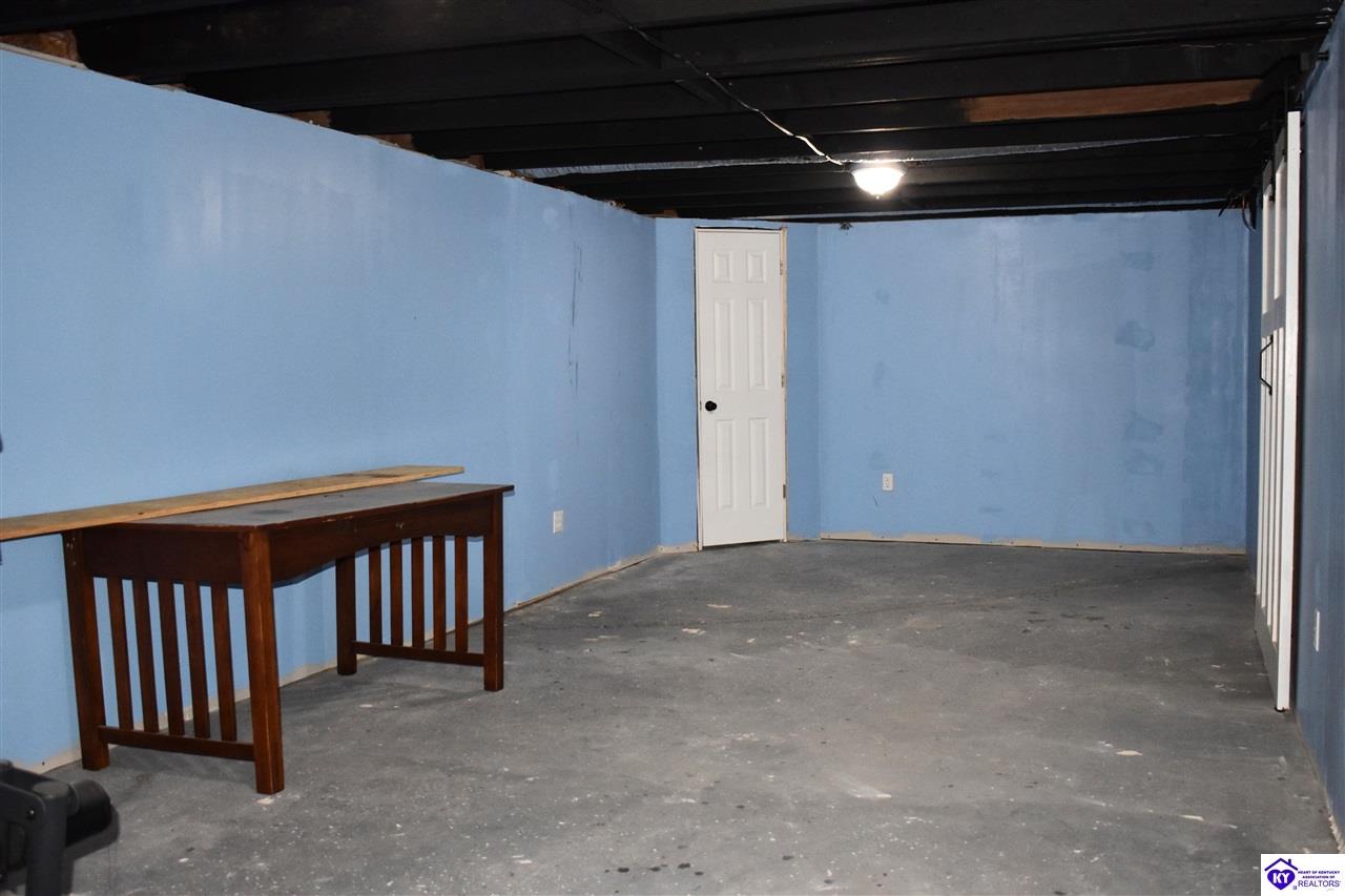 3586 Yeaman Road Property Photo 5