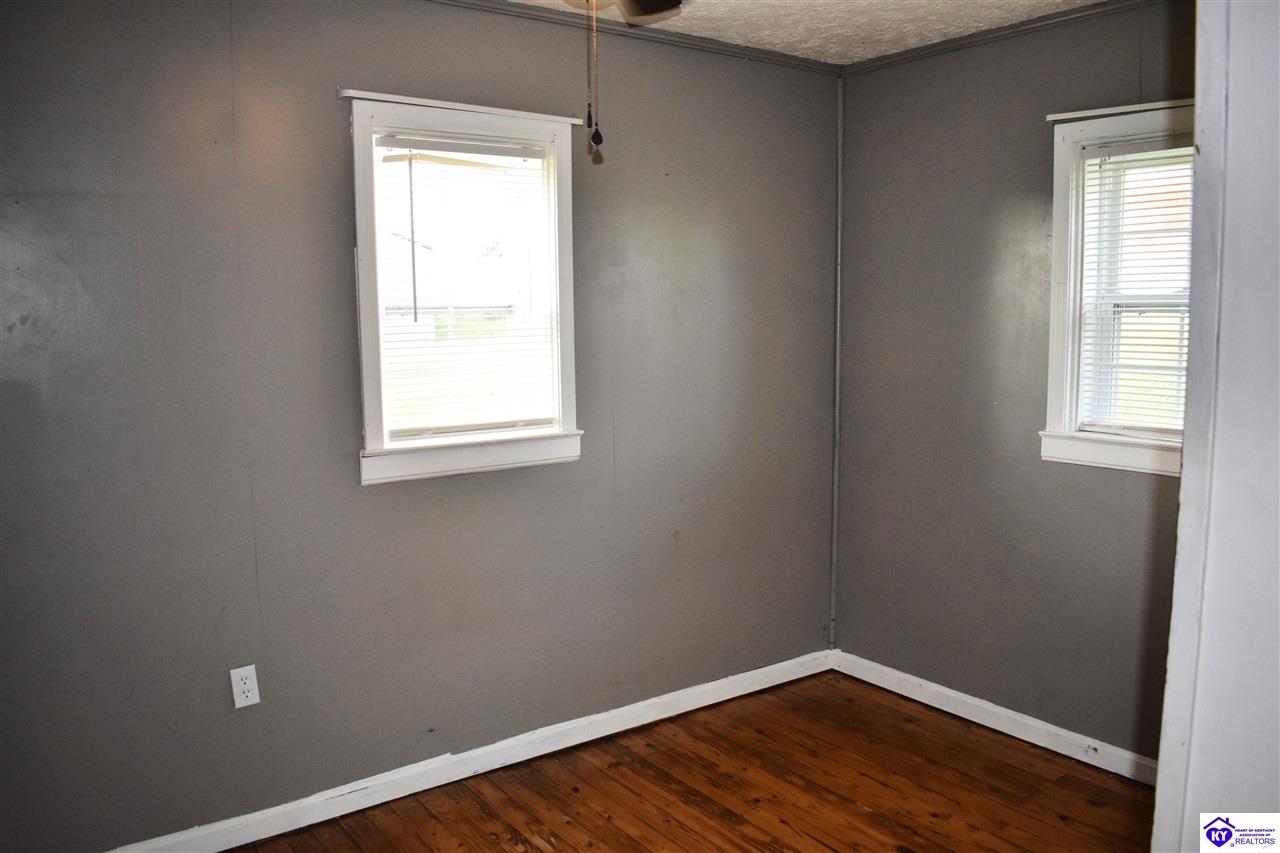 3586 Yeaman Road Property Photo 12