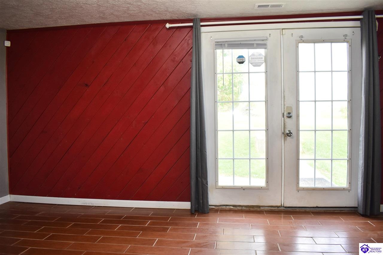 3586 Yeaman Road Property Photo 23