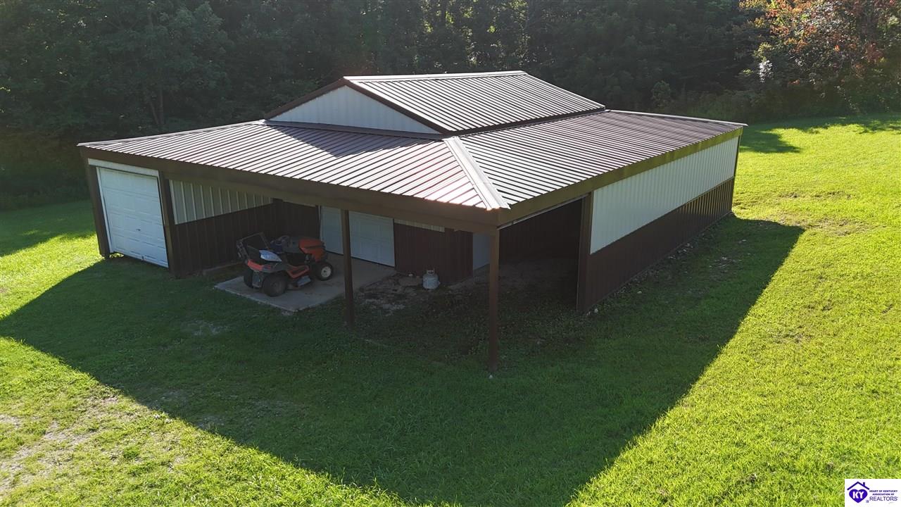 845 Old Glen Dean Axtel Lane Property Photo 3