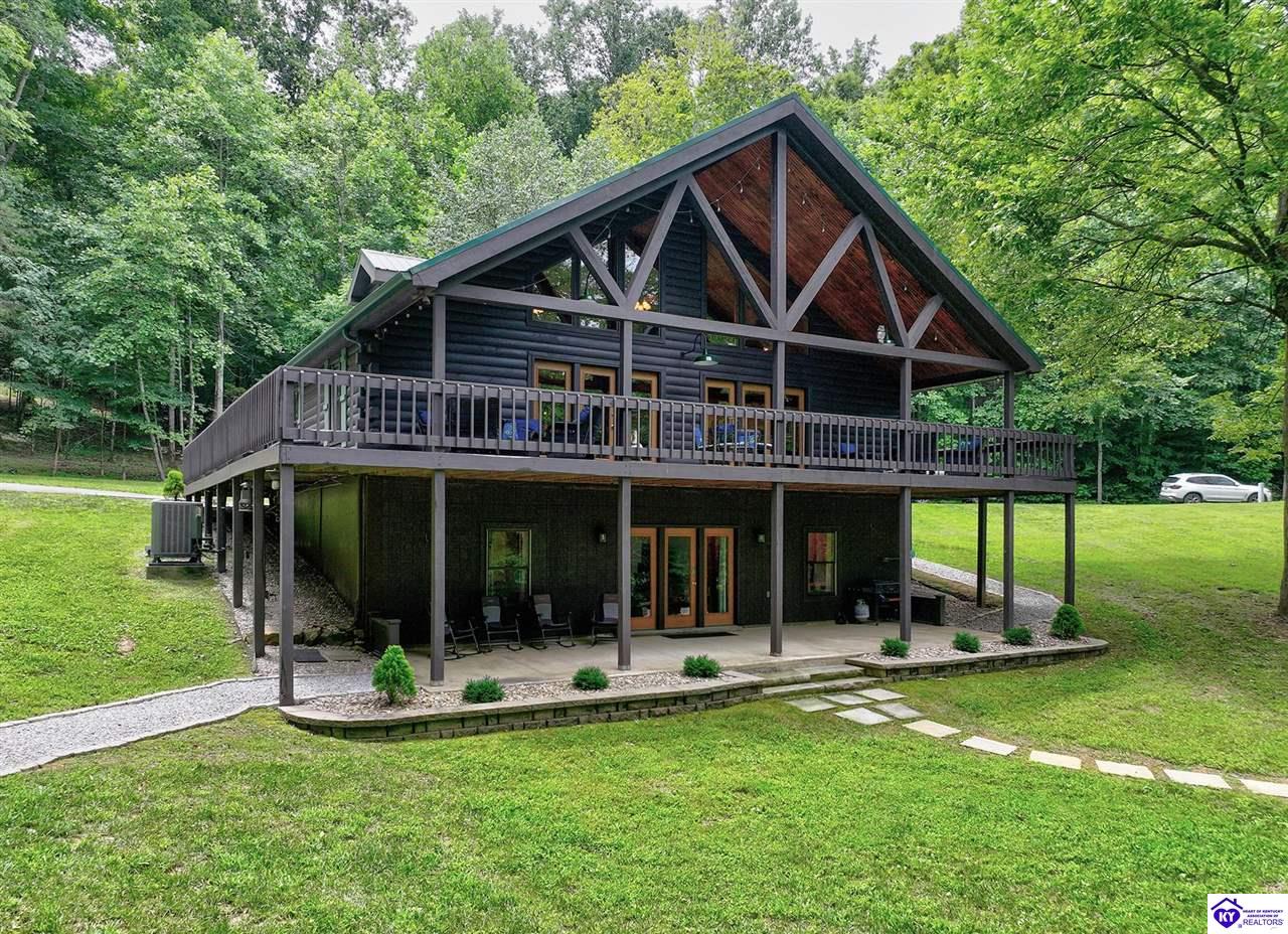 593 Lochober Road Property Photo 2