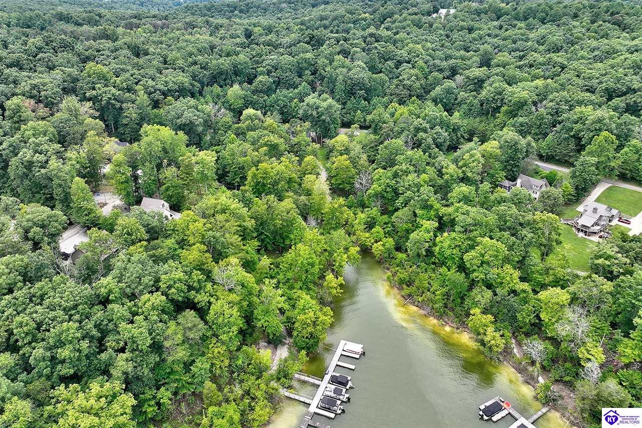 593 Lochober Road Property Photo 4