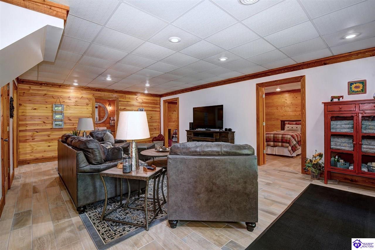 593 Lochober Road Property Photo 39