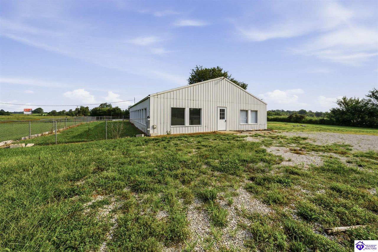 521 Tanner Road Property Photo 2