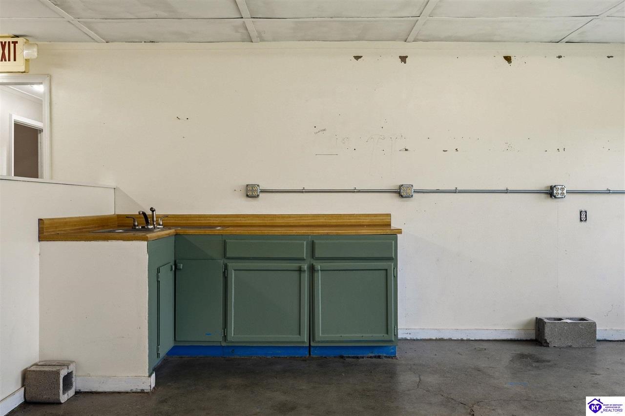 521 Tanner Road Property Photo 16