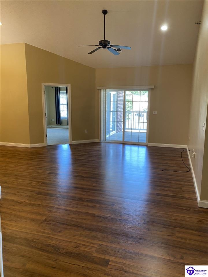 141 Chase Way #308 Property Photo 4
