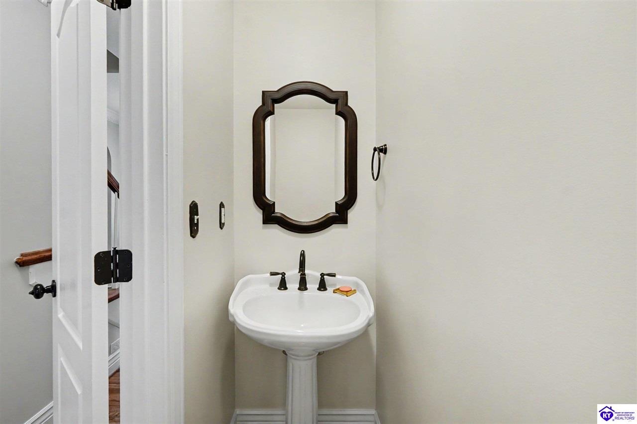 2609 Stonemill Drive Property Photo 16