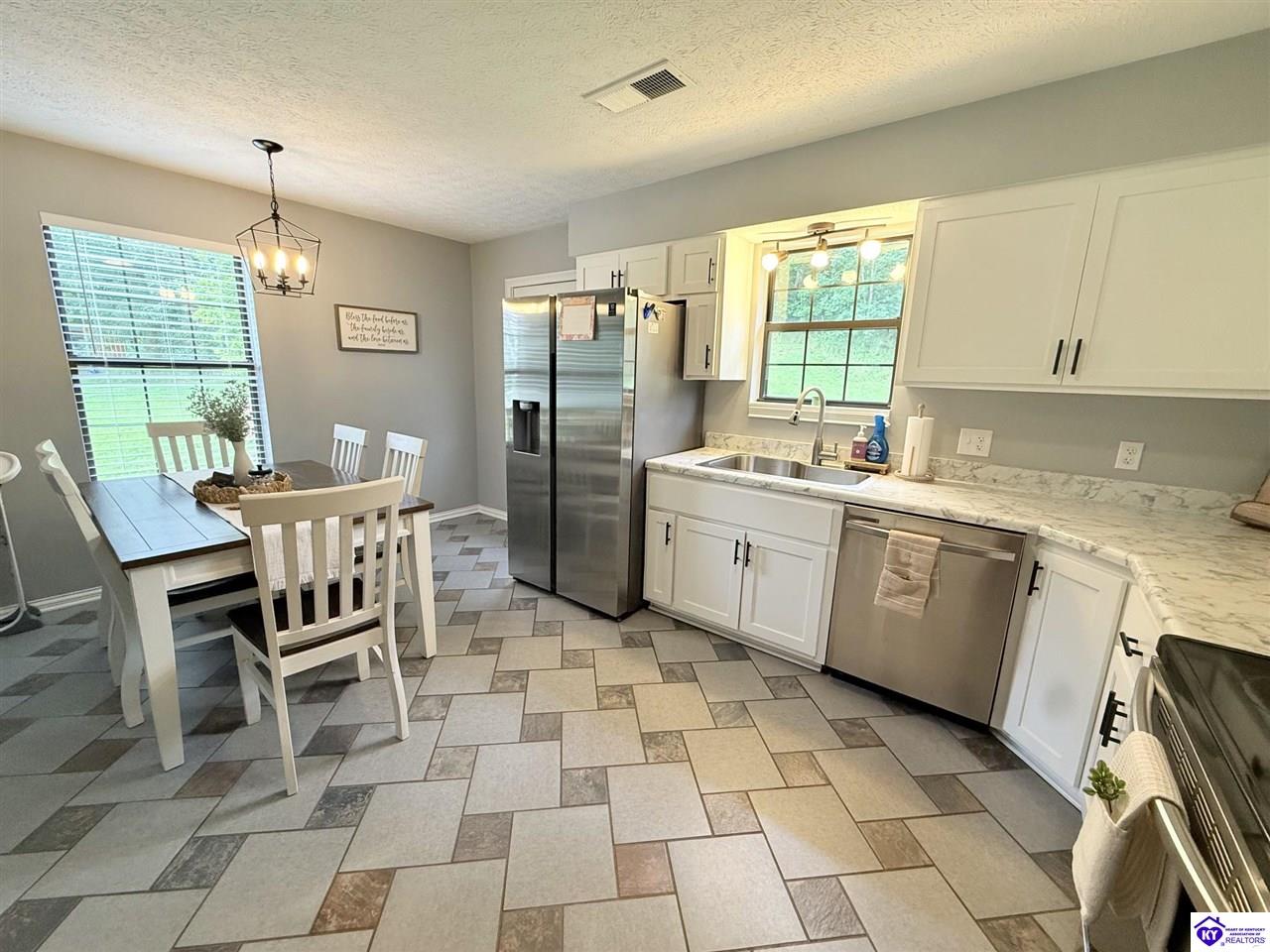500 Caulk Lake Rd Property Photo 18