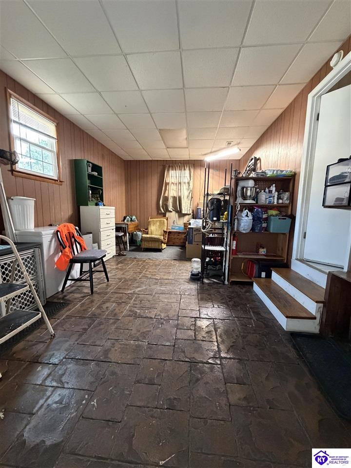 109 W Brown Street Property Photo 12