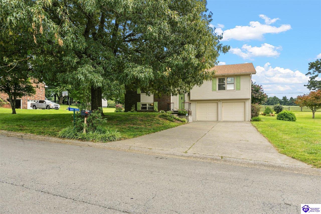 605 Yale Drive Property Photo 7