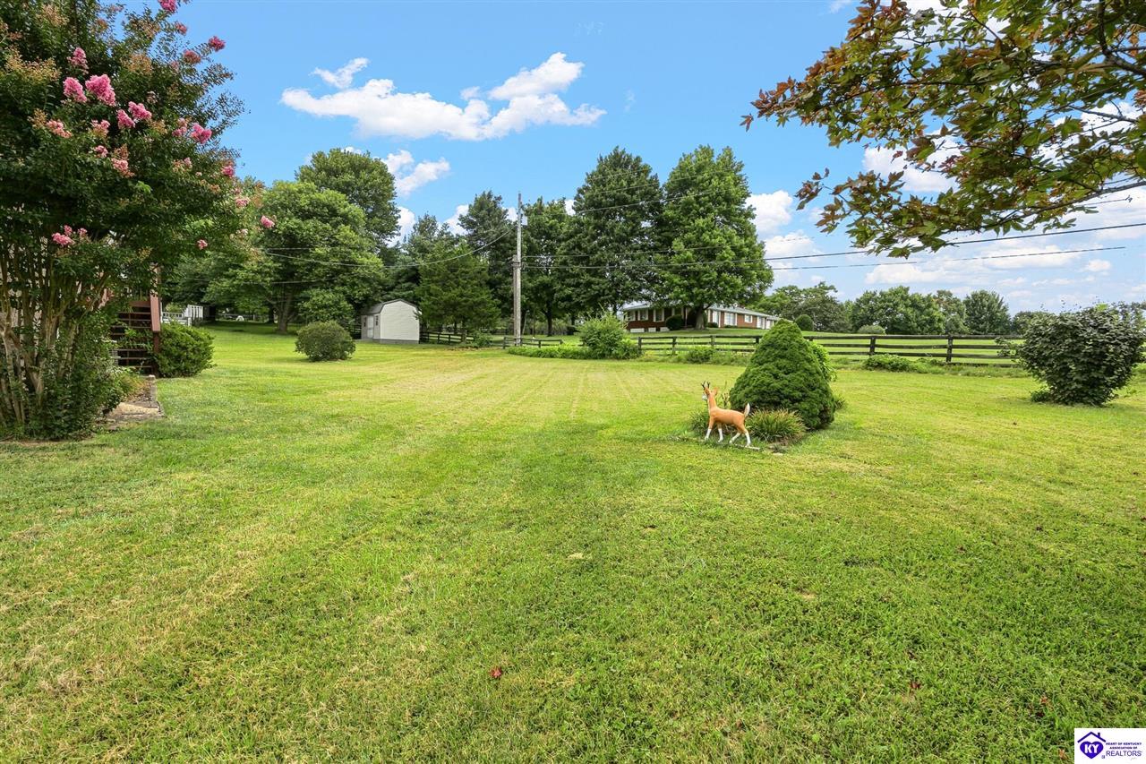 605 Yale Drive Property Photo 11