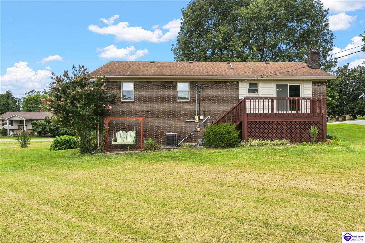 605 Yale Drive Property Photo 12