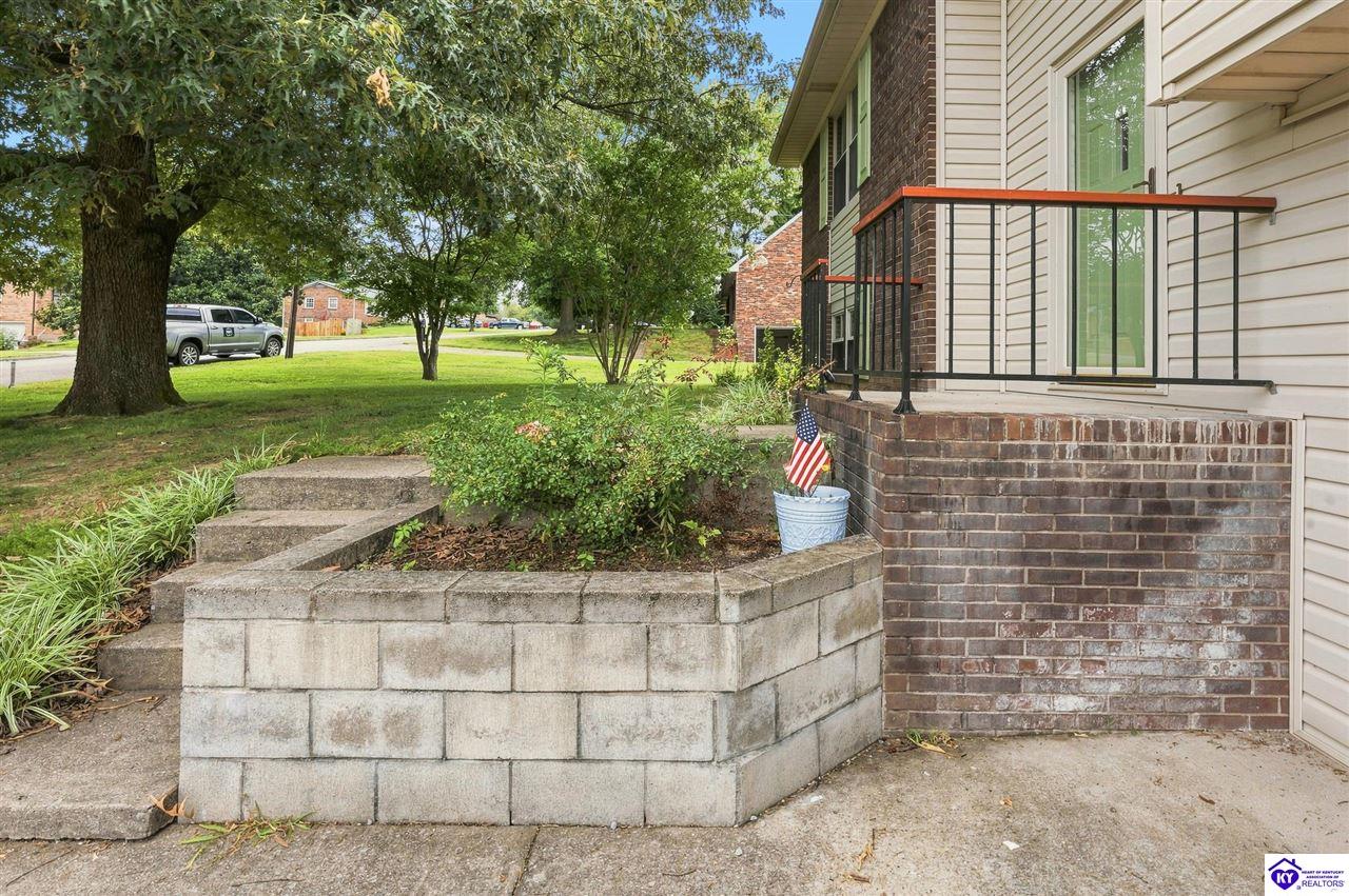 605 Yale Drive Property Photo 24