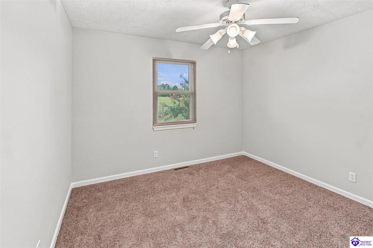 605 Yale Drive Property Photo 43
