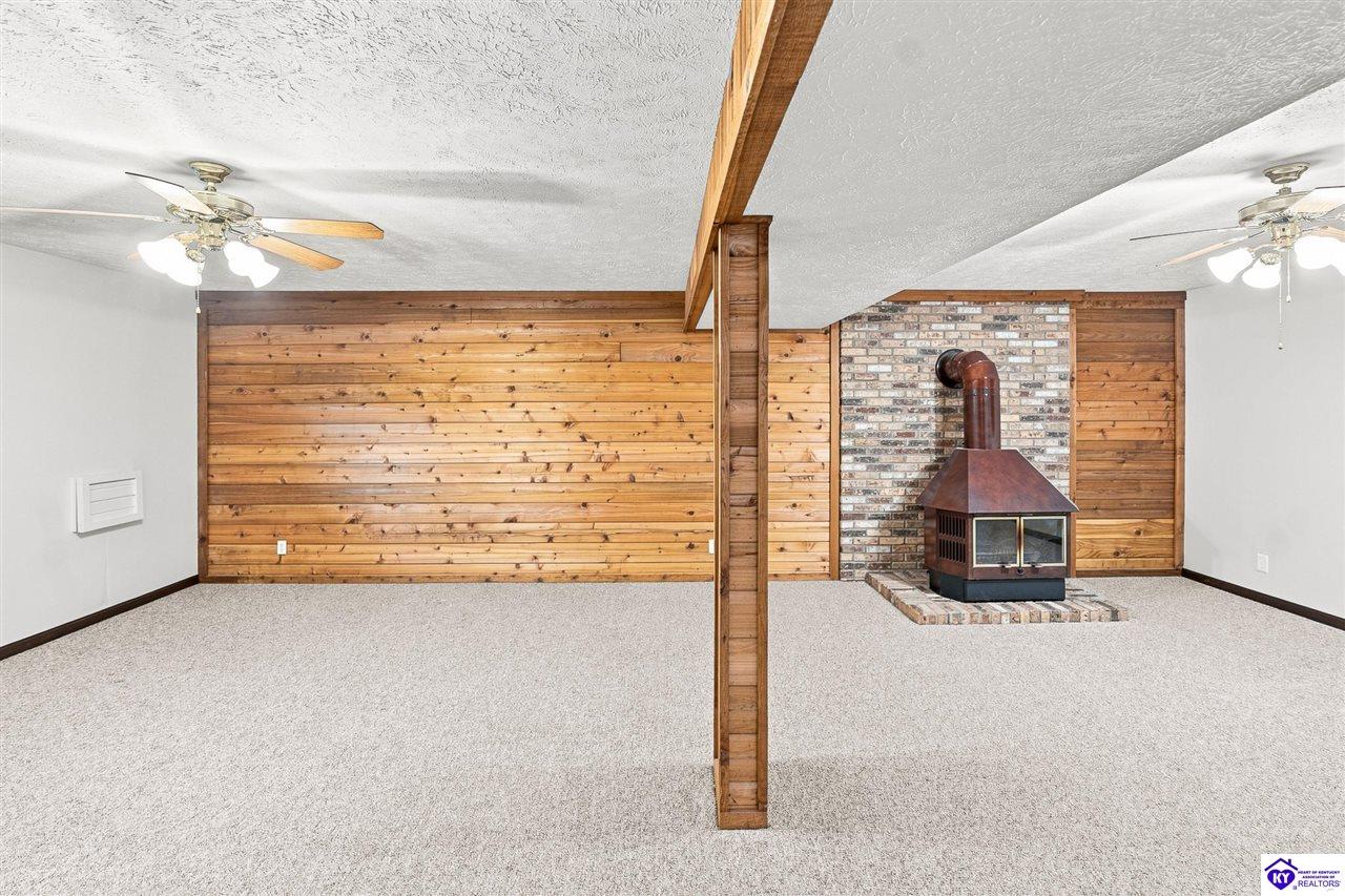 605 Yale Drive Property Photo 48