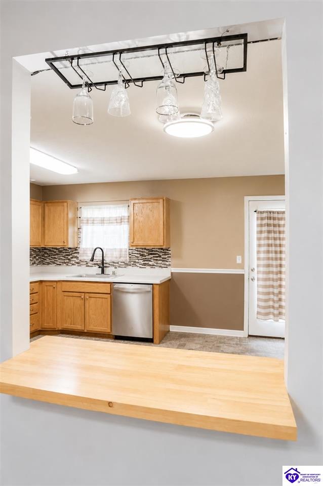 206 Vineyard Road Property Photo 10