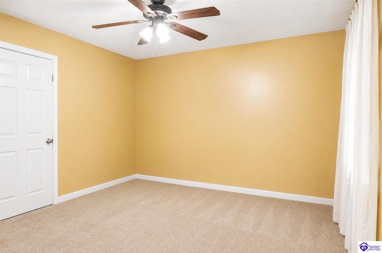 206 Vineyard Road Property Photo 17