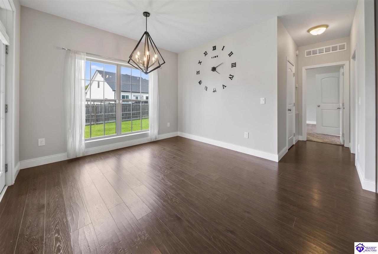 204 Robert E Court Property Photo 21