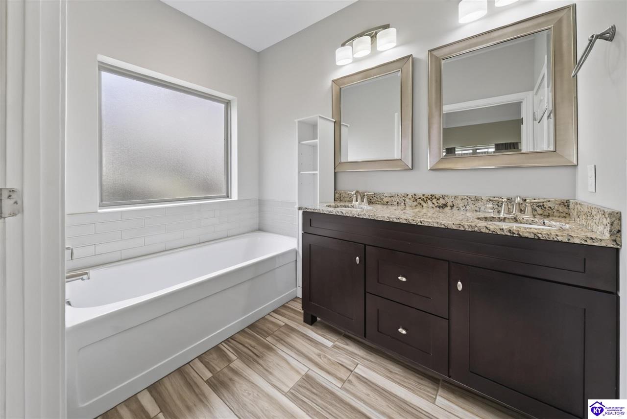 204 Robert E Court Property Photo 28