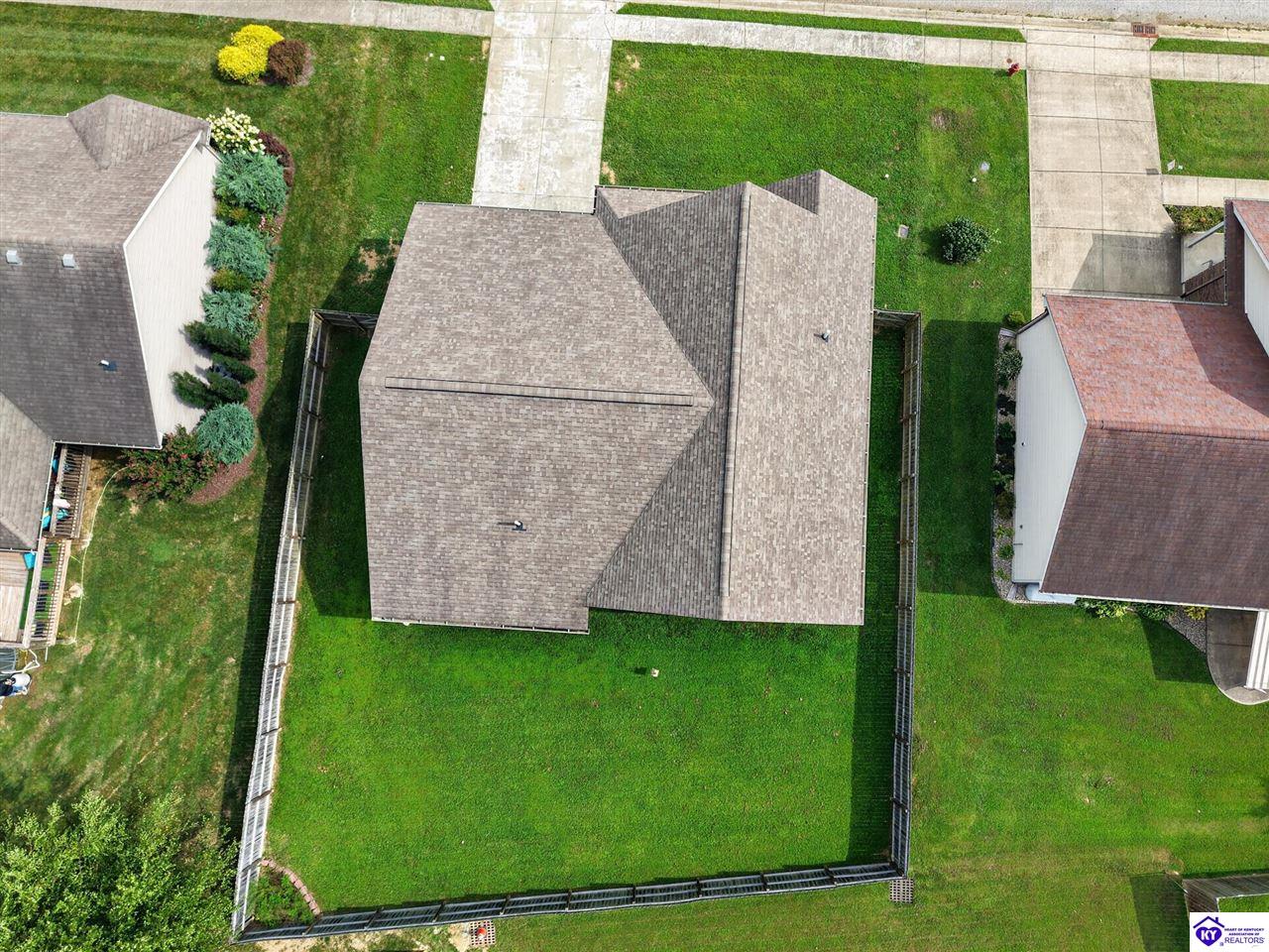 204 Robert E Court Property Photo 37