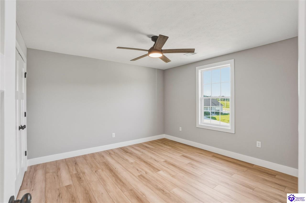 37 D Wayne Circle Property Photo 25