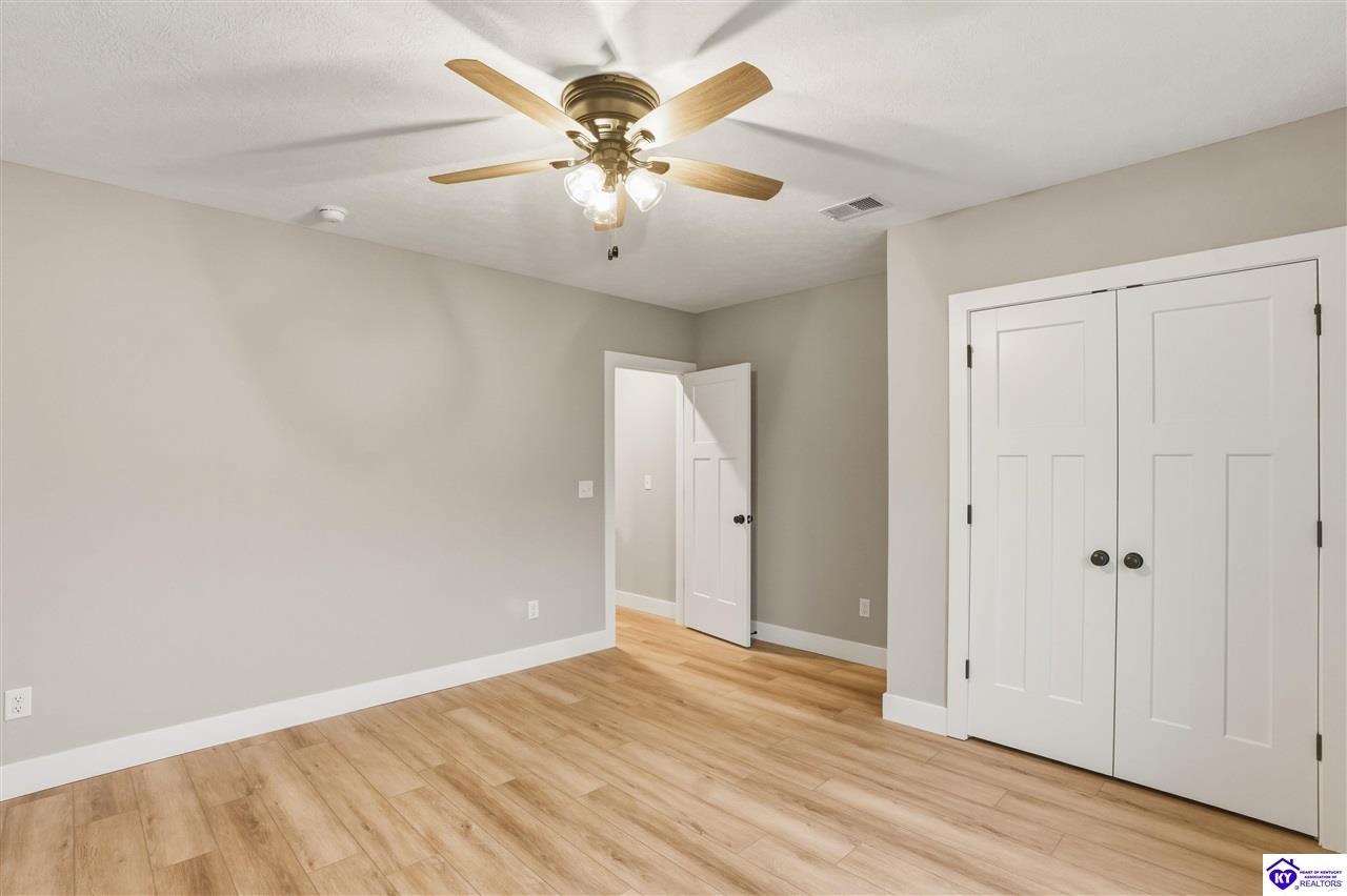 37 D Wayne Circle Property Photo 26