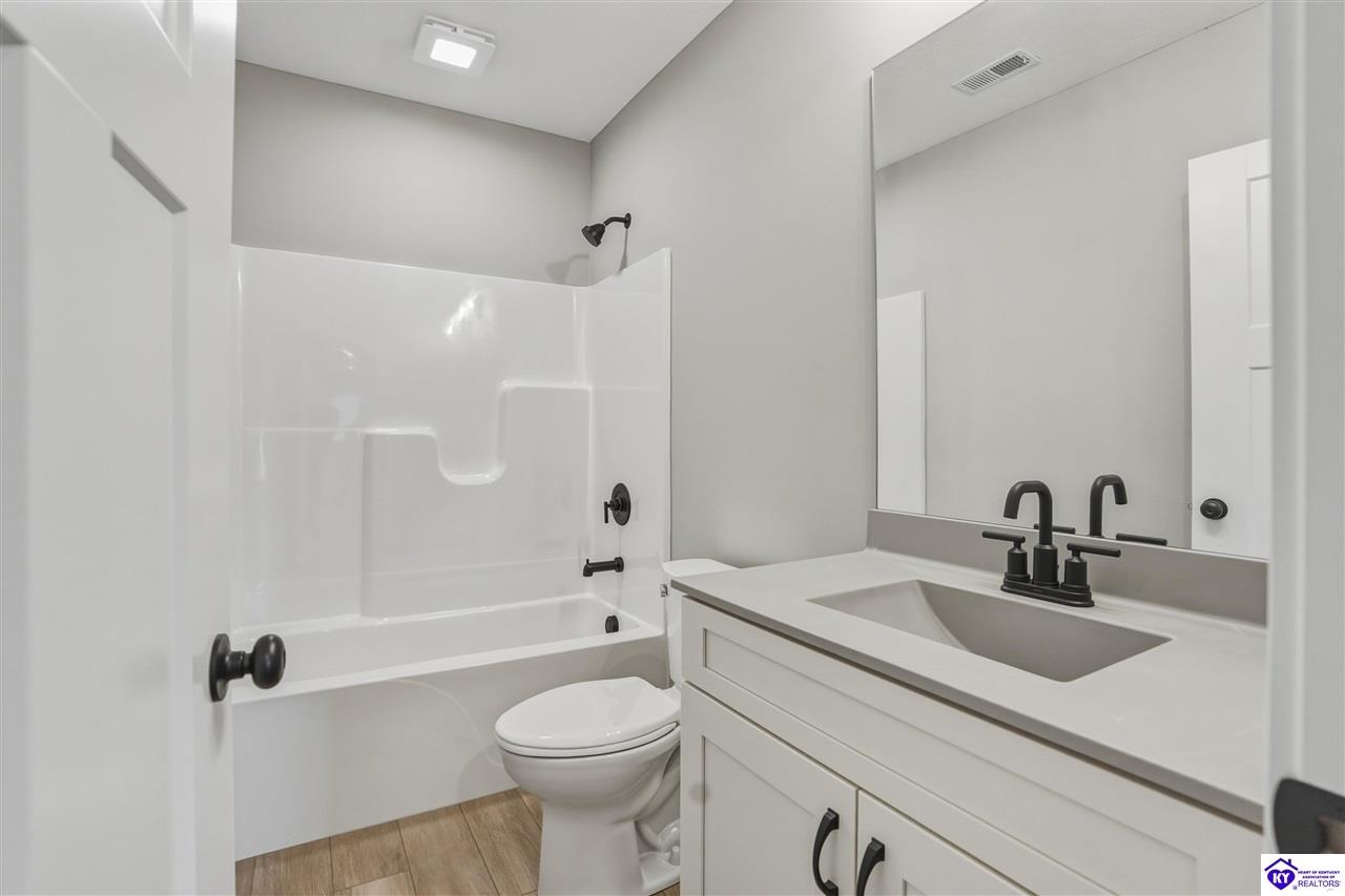 37 D Wayne Circle Property Photo 35