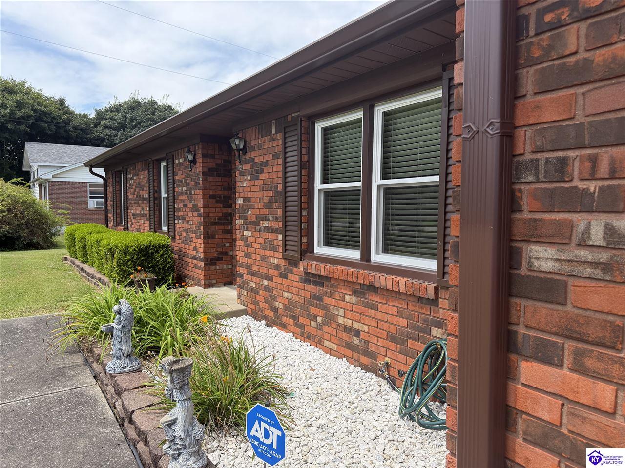 9446 Leitchfield Road Property Photo 4
