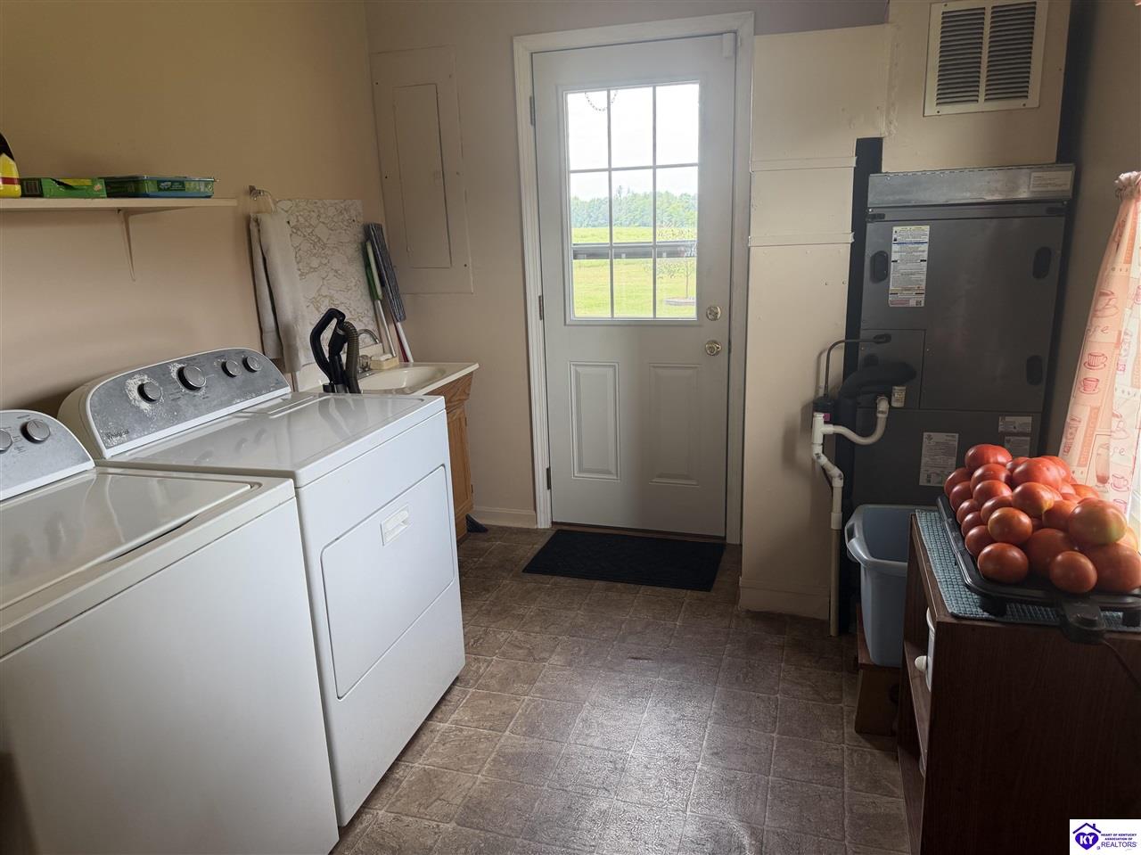 9446 Leitchfield Road Property Photo 22