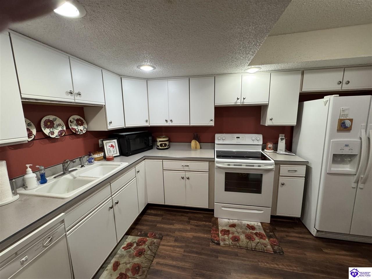 107 Freeman Green Drive Unit 3b - Building D Property Photo 15