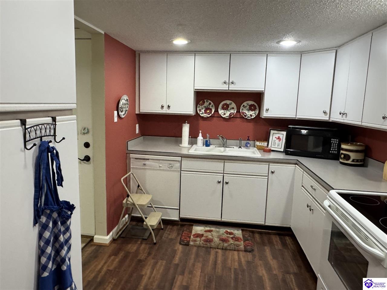 107 Freeman Green Drive Unit 3b - Building D Property Photo 16