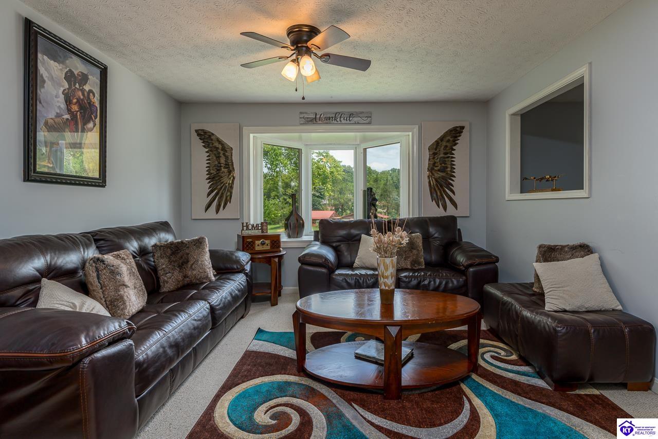 278 Redmar Lane Property Photo 4