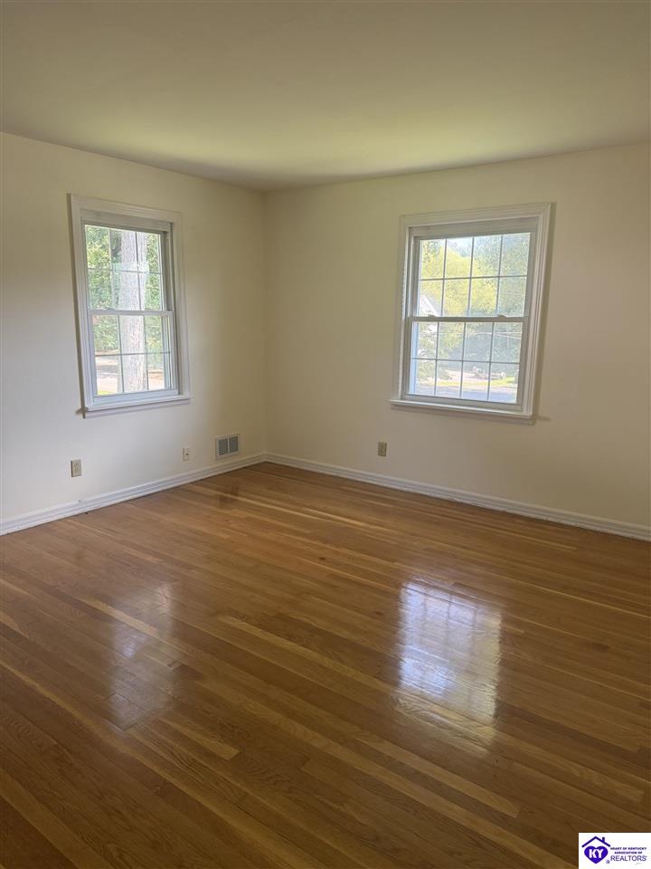 590 Lakeshore Parkway Property Photo 27