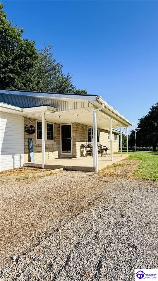 6687 Edmonton Road Property Photo 15