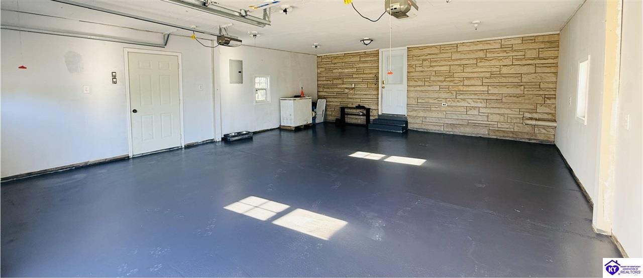 6687 Edmonton Road Property Photo 16