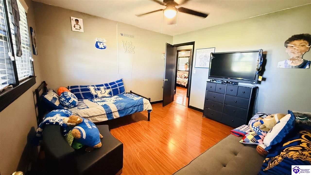 6687 Edmonton Road Property Photo 40