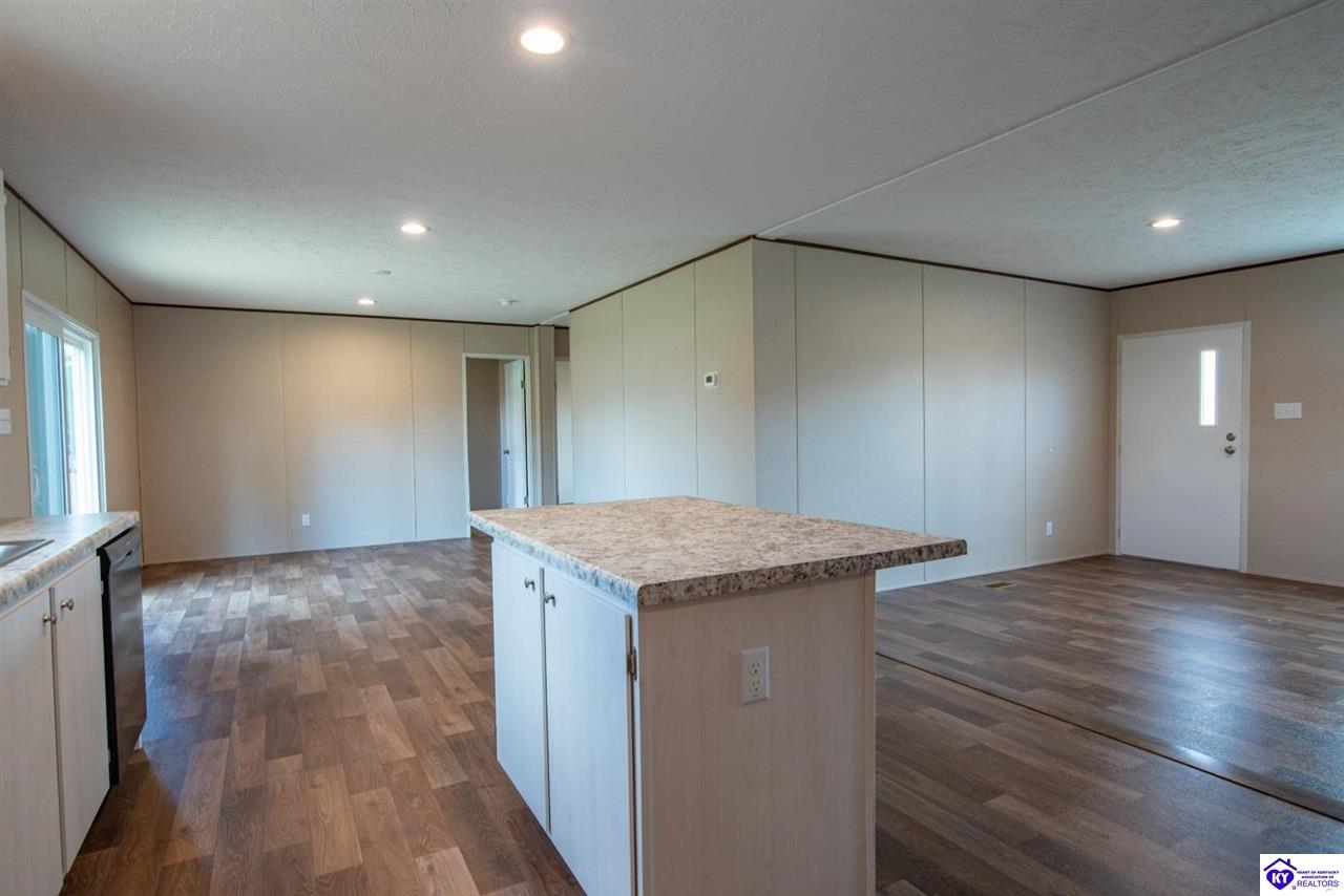 21 Rucker Lane Property Photo 8