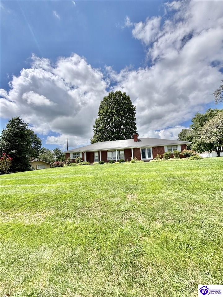 1507 Parkview Drive Property Photo 2