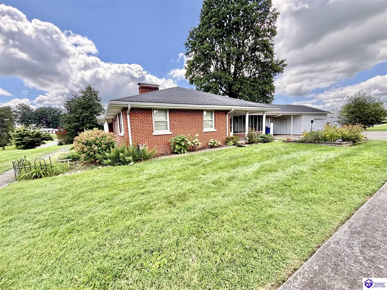 1507 Parkview Drive Property Photo 8
