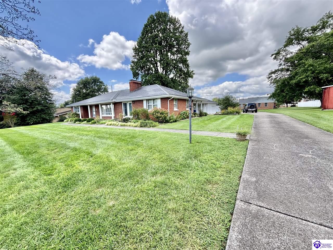 1507 Parkview Drive Property Photo 11