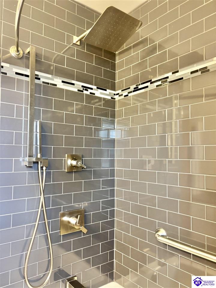 1507 Parkview Drive Property Photo 47