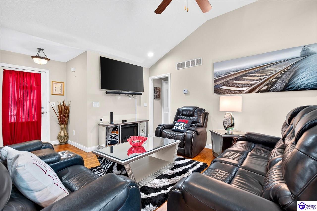 154 Wiltshire Avenue Property Photo 6