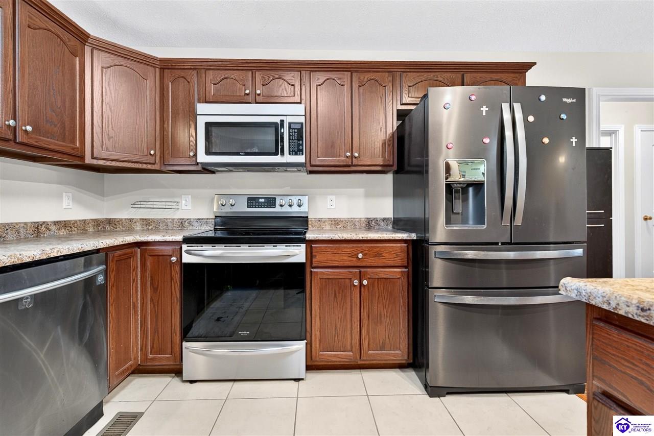 154 Wiltshire Avenue Property Photo 11