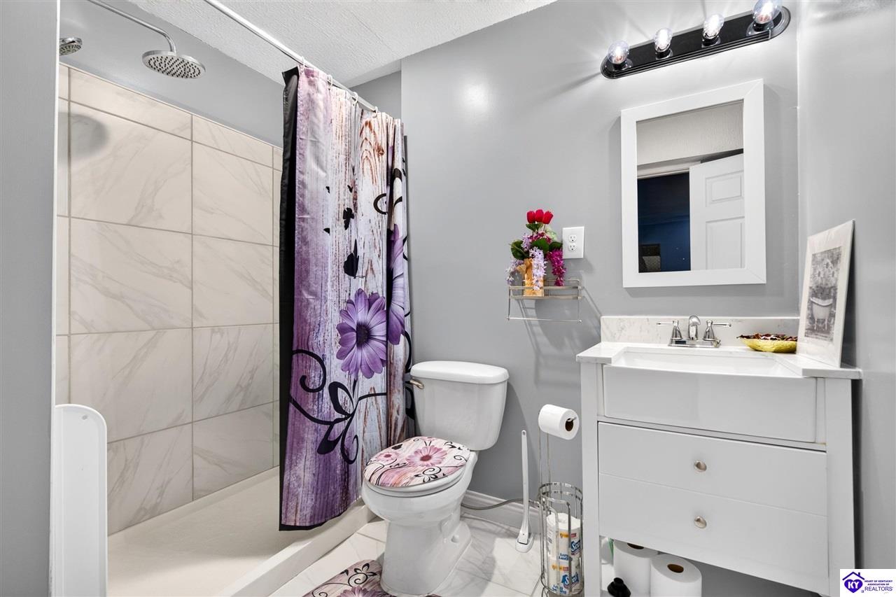 154 Wiltshire Avenue Property Photo 26