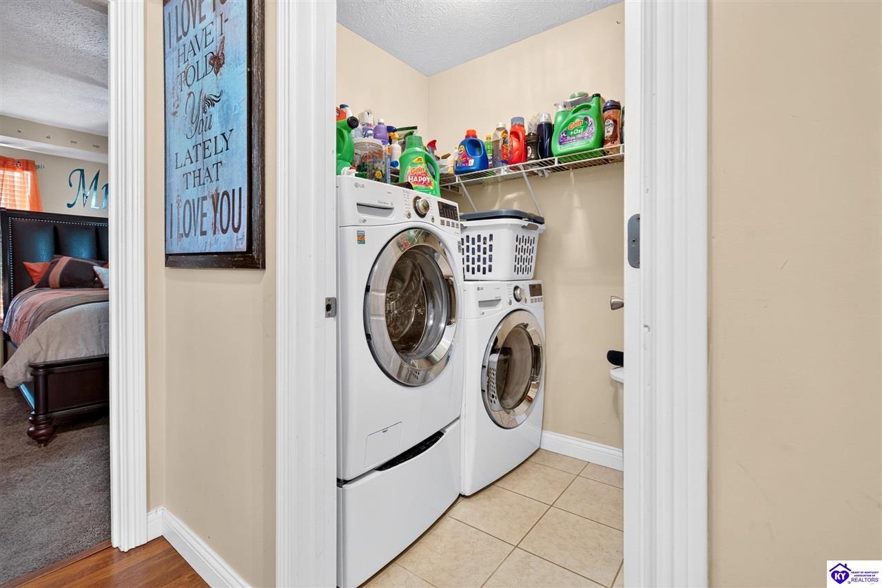 154 Wiltshire Avenue Property Photo 29