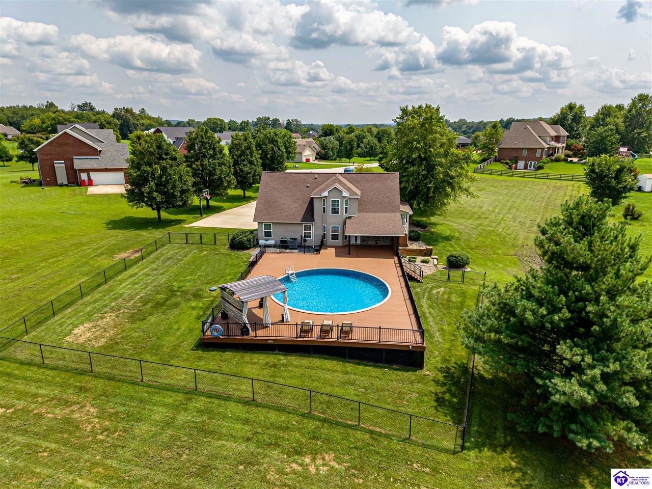 253 Camara Court Property Photo 4