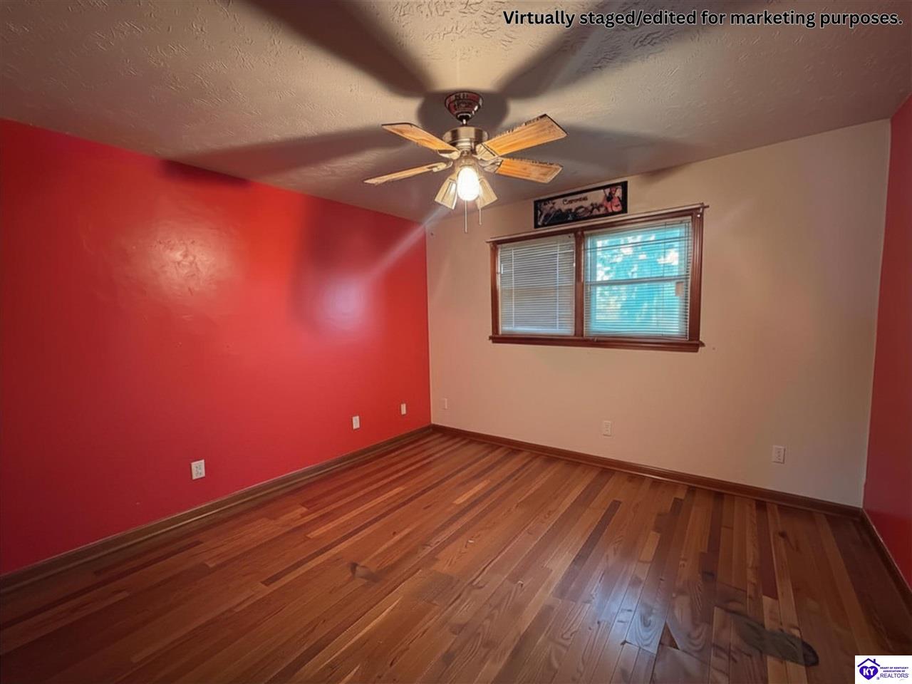 9022 Wanlou Drive Property Photo 12