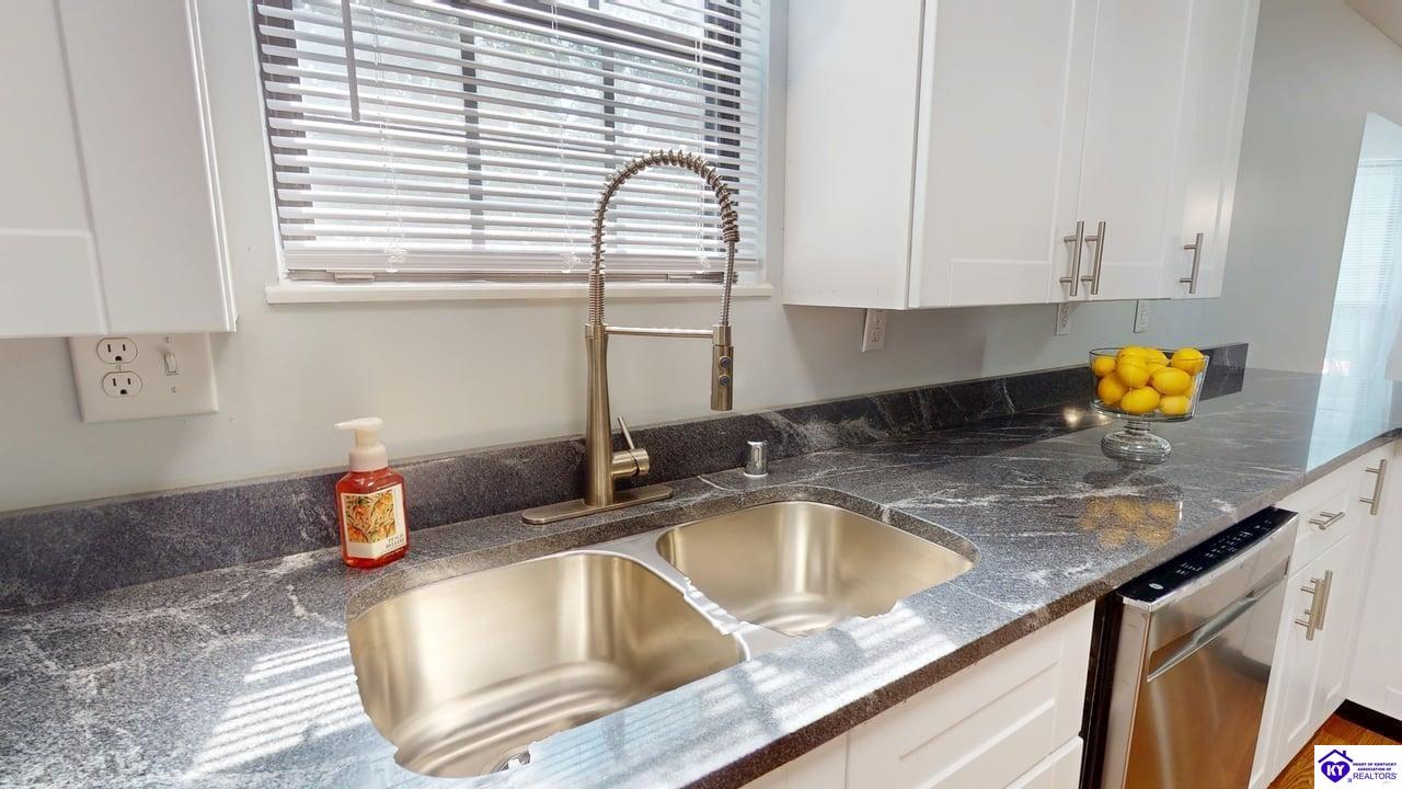 409 College View Drive Property Photo 18