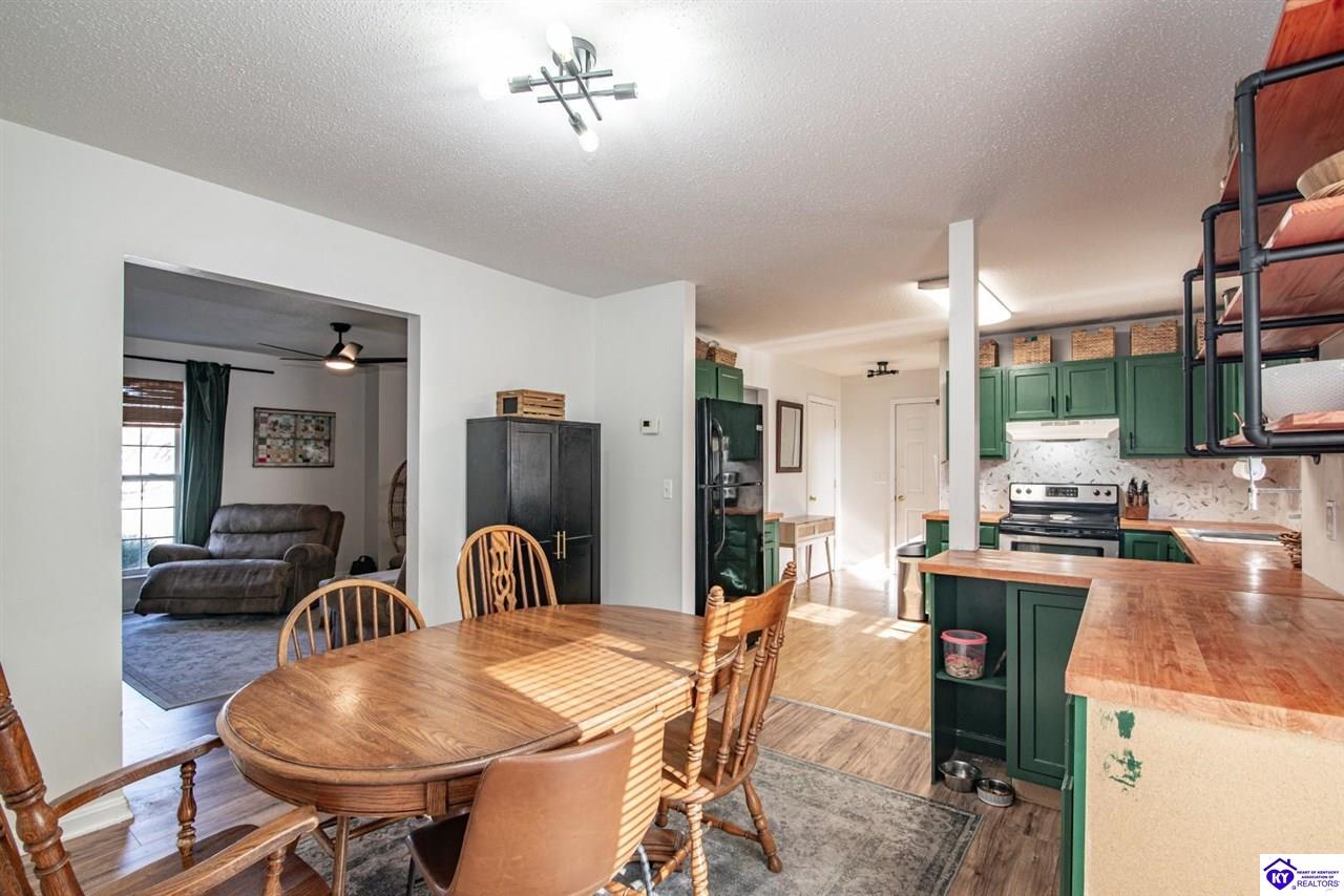 1226 Eastern Street Property Photo 14