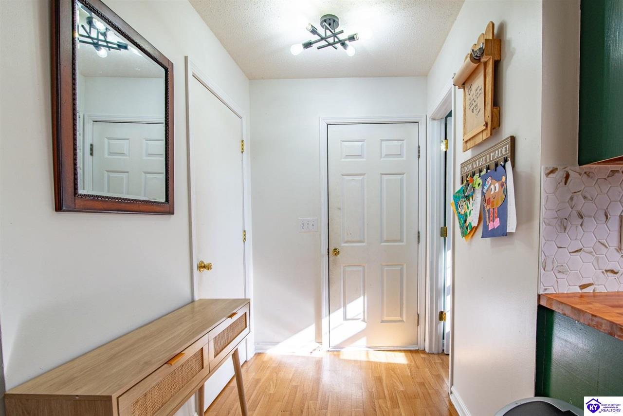 1226 Eastern Street Property Photo 17